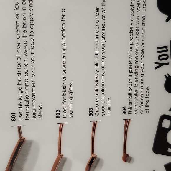 Brand New MODA METALLICS 4PC Face Perfecting Kit - Picture 3 of 5